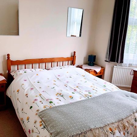 Spacious West London 2 Bedroom Apartment Экстерьер фото