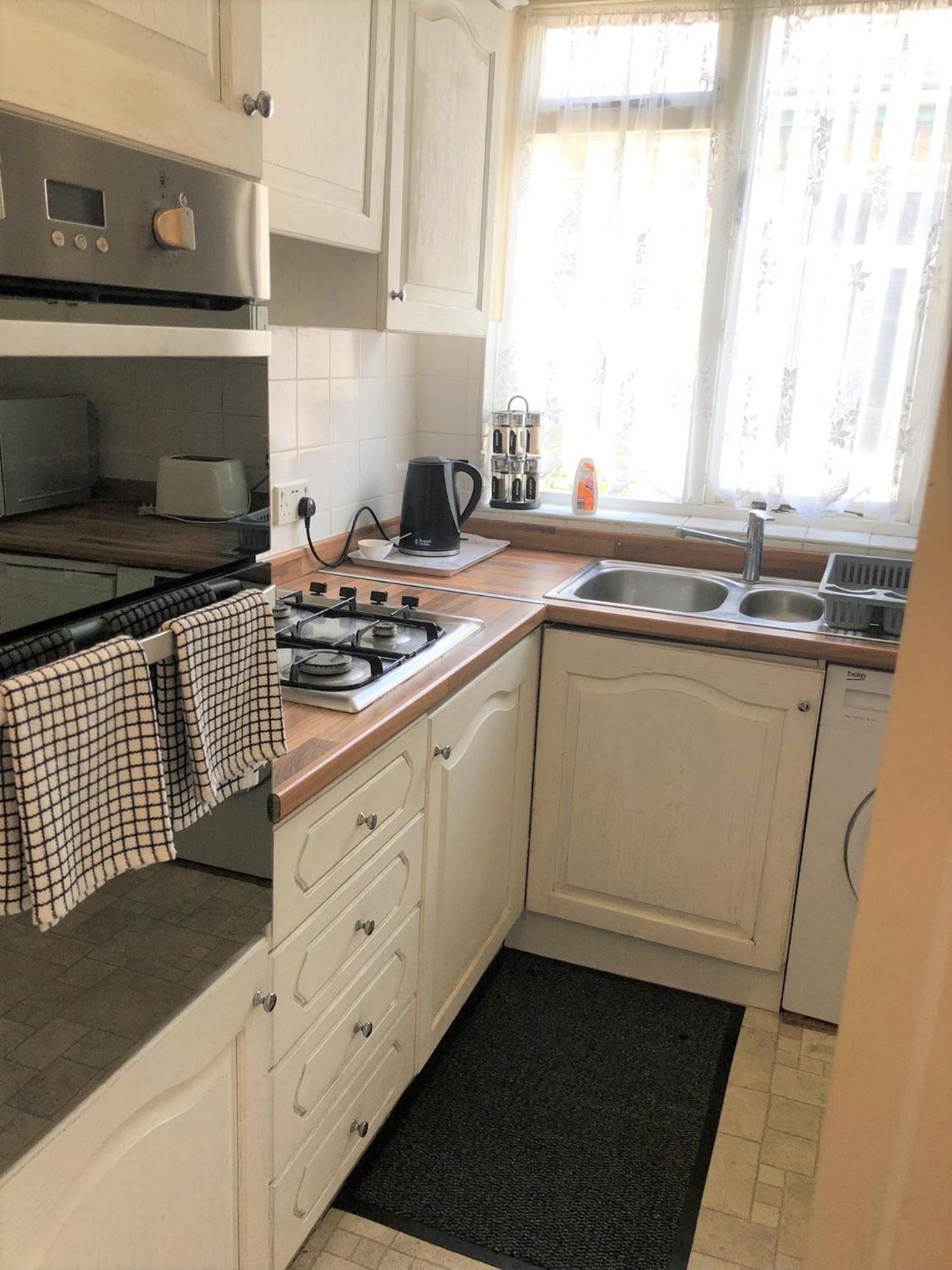 Spacious West London 2 Bedroom Apartment Экстерьер фото