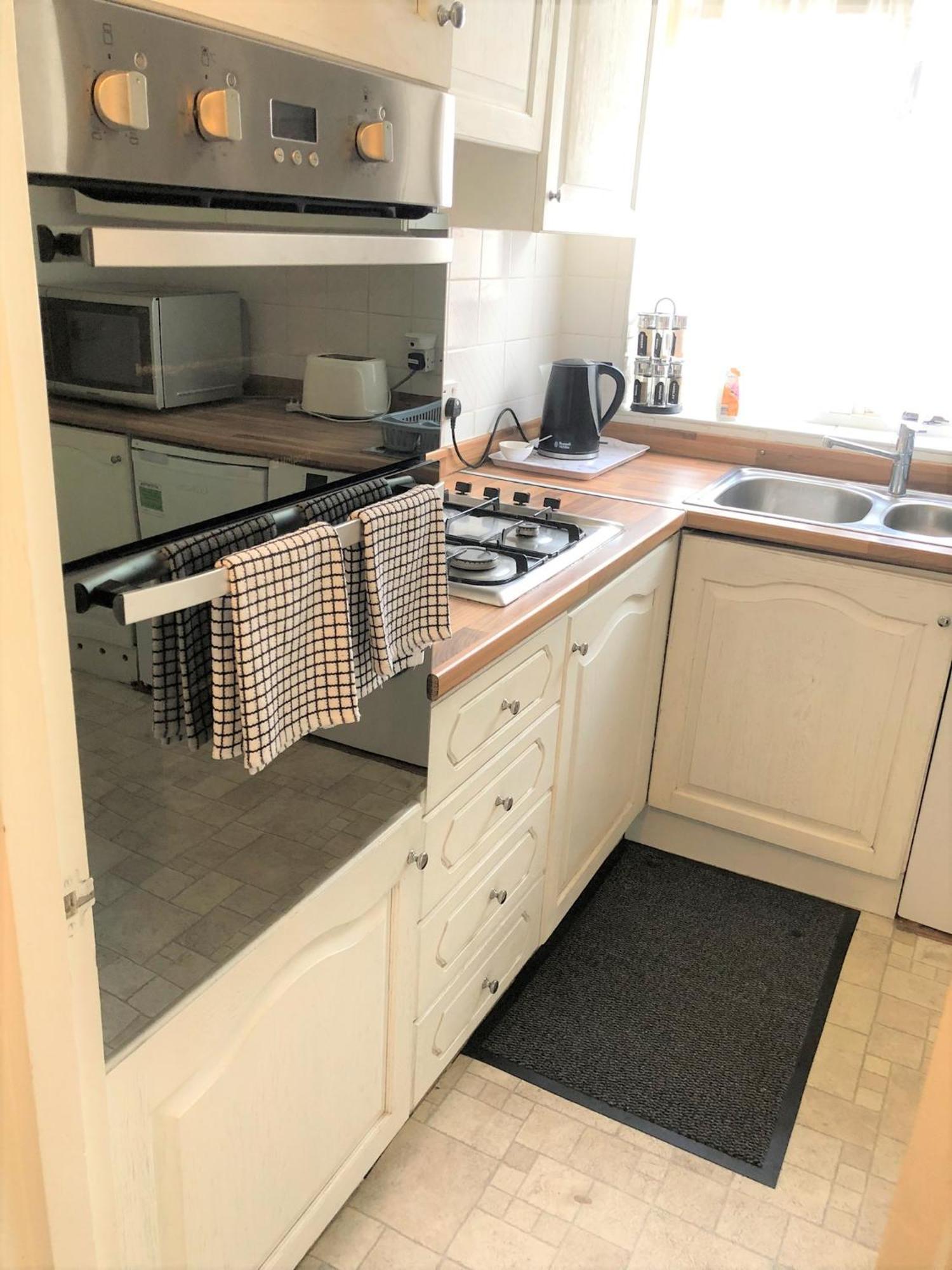 Spacious West London 2 Bedroom Apartment Экстерьер фото