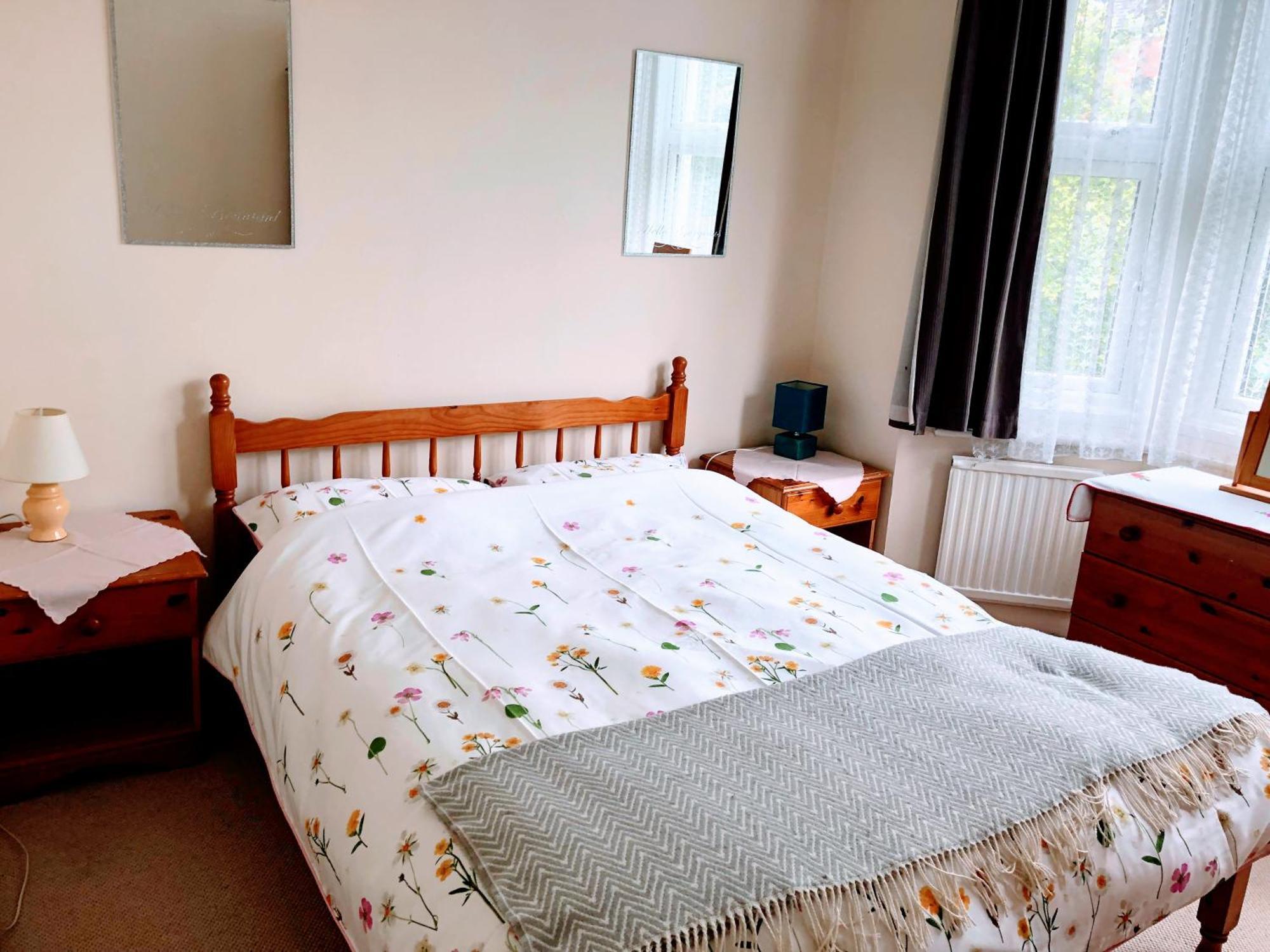 Spacious West London 2 Bedroom Apartment Экстерьер фото