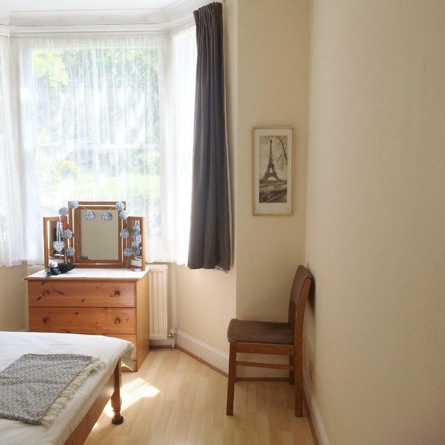 Spacious West London 2 Bedroom Apartment Экстерьер фото